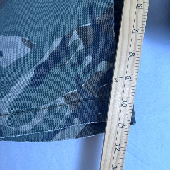 American Eagle Camouflage Cargo Shorts Mens 34 Longer Length Flex Casual Spring - Picture 11 of 13